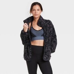 All in Motion Jacket Sherpa Front Zip Pockets Black Gray NWT Womens Size XXL